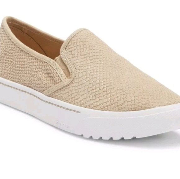 Sorel Shoes - Sorel Campsneak Brand New in Box- size 8